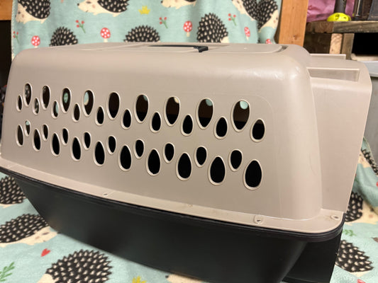Pet carrier (crate), 24" (new)